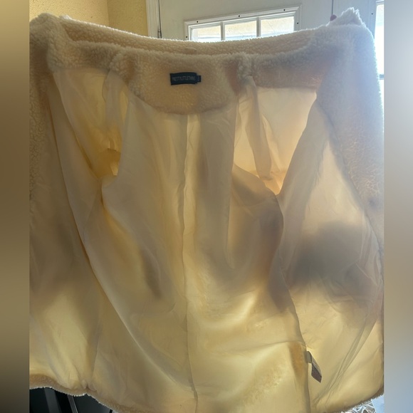 PrettyLittleThings Teddy Coat - Picture 8 of 11